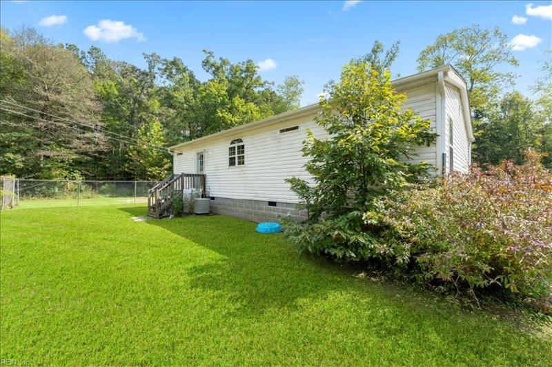 10312 Farys Mill Road, Gloucester County, VA 23061 | Slideshow Image #28