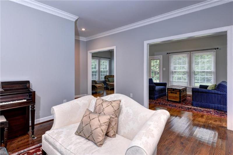 114 Greenway Circle, James City County, VA 23188 | Slideshow Image #8