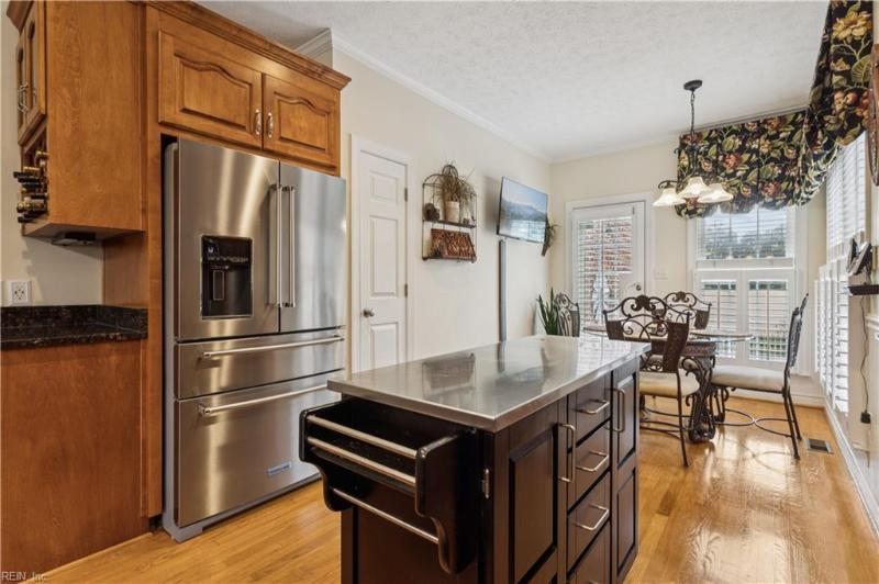369 Emily Dickinson S, Newport News, VA 23606 | Slideshow Image #8