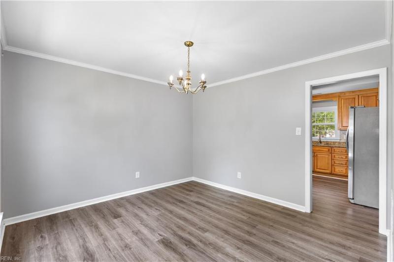 304 Odd Rd, Poquoson, VA 23662 | Slideshow Image #9