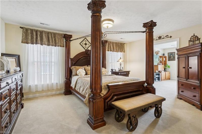 369 Emily Dickinson S, Newport News, VA 23606 | Slideshow Image #19