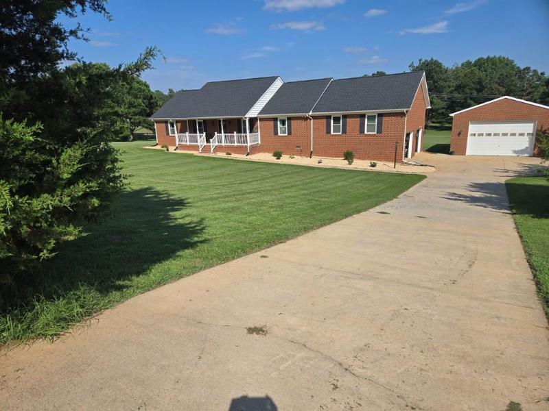 11941 Appaloosa Dr, Amelia, VA 23002