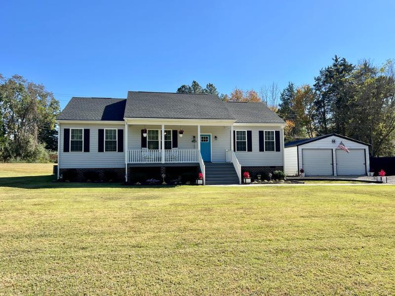 11301 Genito Rd, Amelia, VA 23002