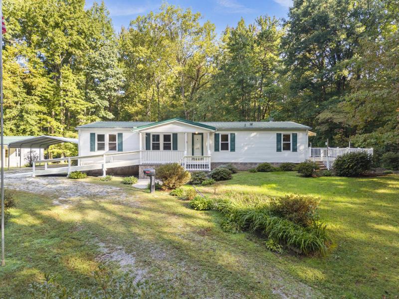17930 Genito Rd, Amelia, VA 23002