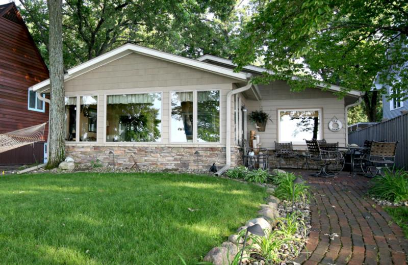 1920 LAKESIDE AVE, WAHPETON, IA 51351 Jensen Real Estate